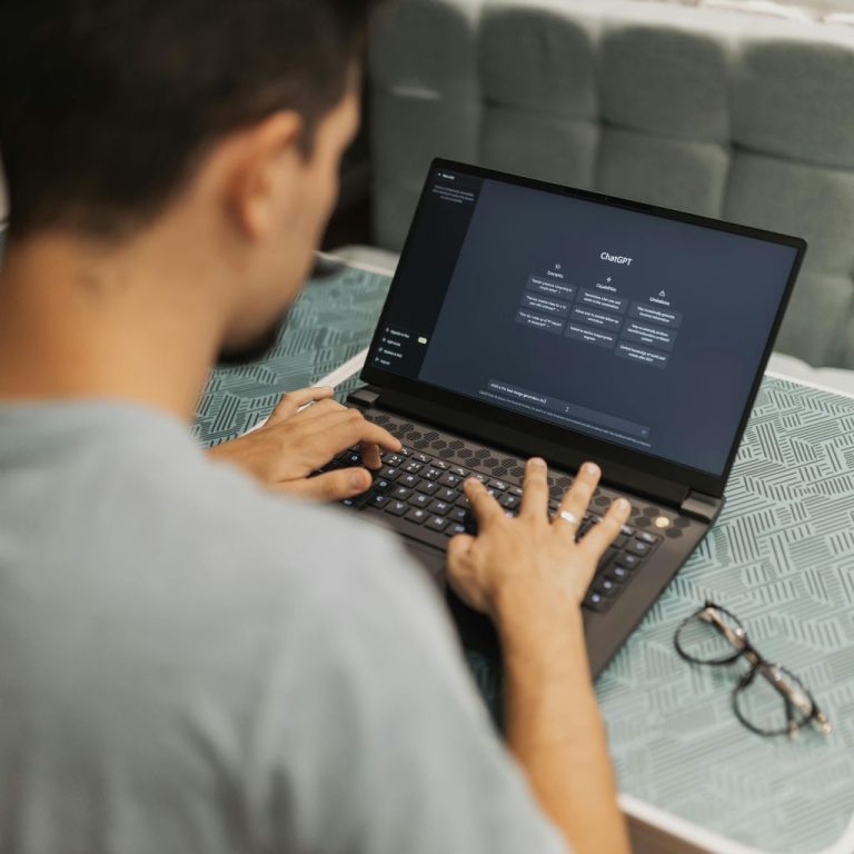 Read more about the article Can I Copyright ChatGPT Output? (How To Do It)